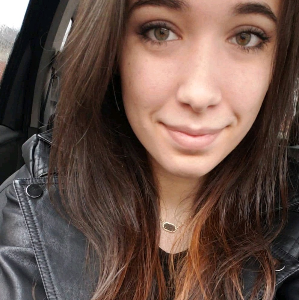 Meet your Posher, Brittany